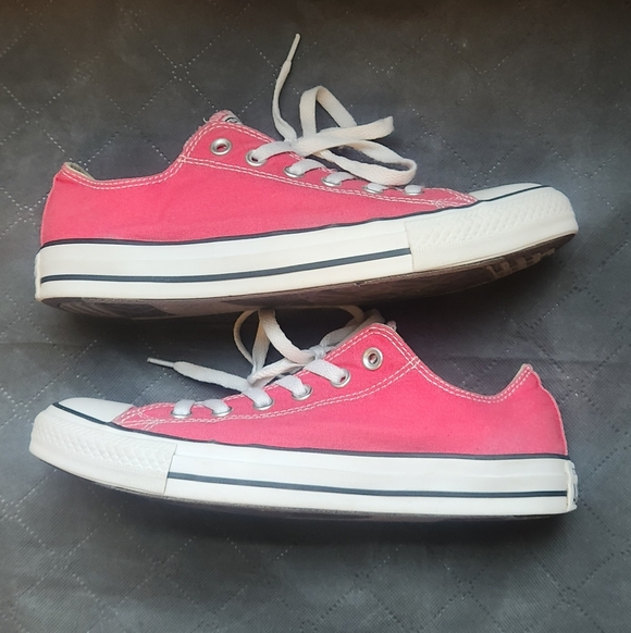 Converse Pink Sneakers M7/W9 - Picture 3 of 8